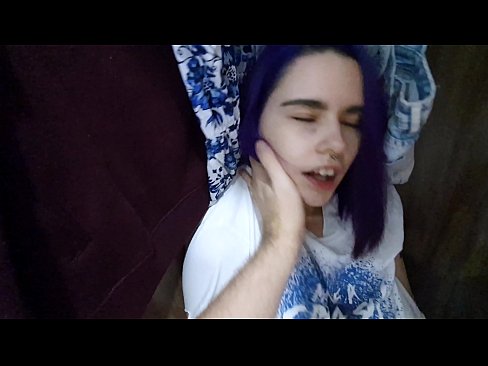 ❤️ Našiel som svoju sestru v skrini a pomohol som jej spraviť sa ❌ Porno fb na nás ❌